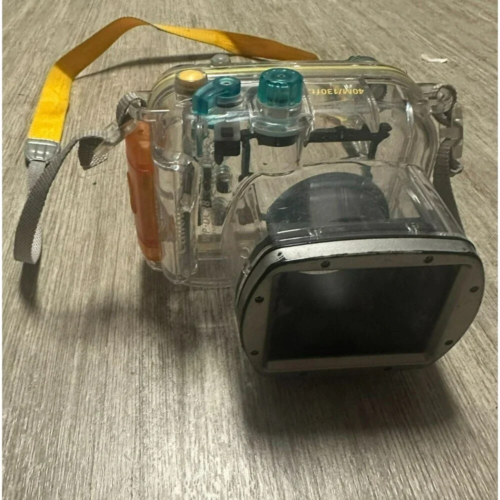 Canon WP-DC28 Waterproof Case for PowerShot G10 Underwater Photography - EUC
